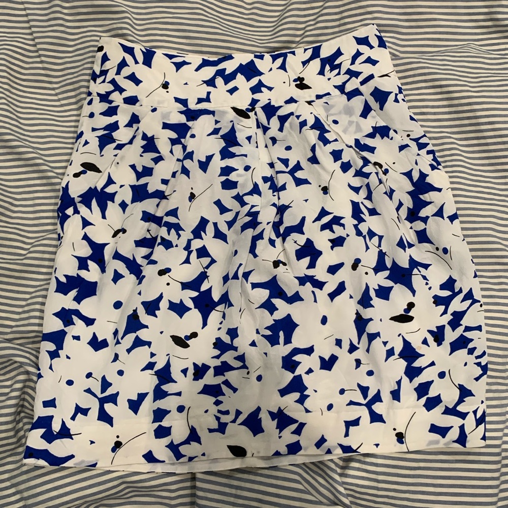 ANTHROPOLOGIE (ODILLE) FLORAL SILK SKIRT SIZE 6